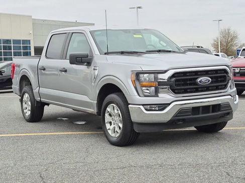 Used 2023 Ford F150 XLT image 2