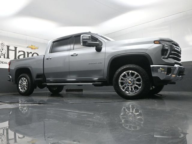 Certified 2025 Chevrolet Silverado 2500 LTZ w/ LTZ Convenience Package AWD/4WD image 2