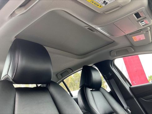 Used 2025 MAZDA MAZDA3 s FWD image 20
