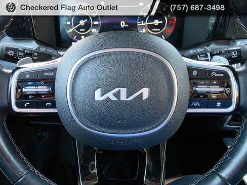 Used 2022 Kia Sorento SX image 14
