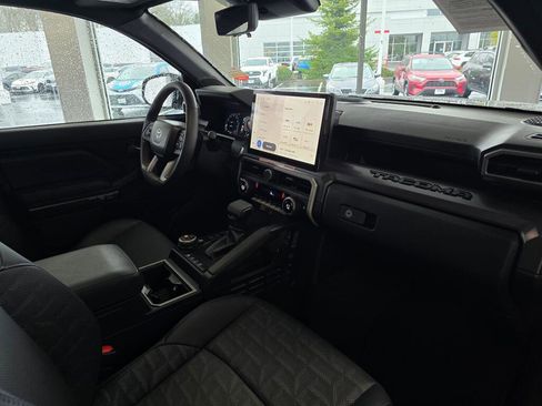 Used 2024 Toyota Tacoma TRD Off-Road w/ TRD Off Road Premium Package image 44