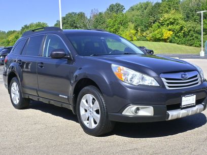 Used 2011 Subaru Outback 2.5i Limited w/ PWR Moonroof Pkg