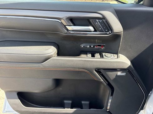 Used 2022 GMC Sierra 1500 AT4 w/ AT4 Premium Package image 13