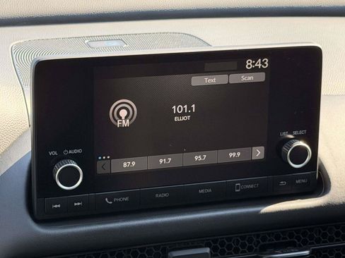 Certified 2025 Honda HR-V LX image 11