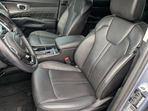 Used 2023 Kia Sorento SX FWD image 15