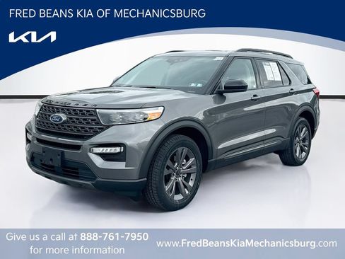 Used 2023 Ford Explorer XLT w/ Equipment Group 202A AWD/4WD image 3