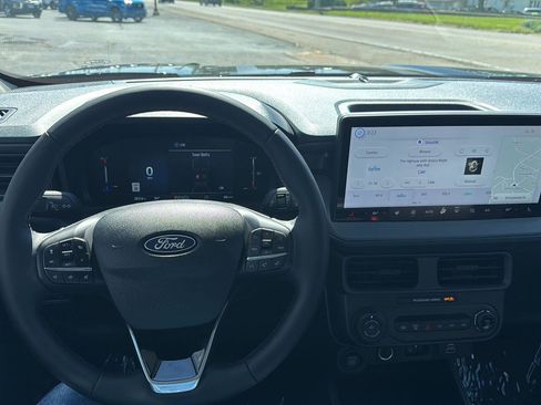 New 2026 Ford Maverick Lariat w/ Black Appearance Package AWD/4WD image 14