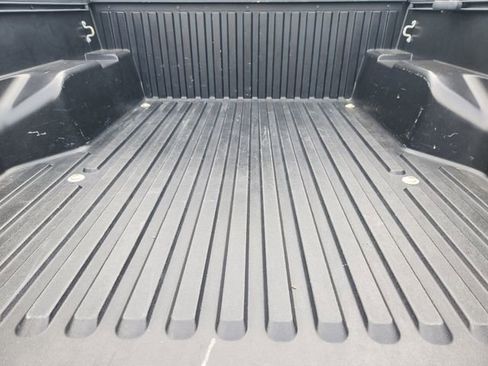 Used 2020 Toyota Tacoma SR w/ SR Convenience Package RWD image 32