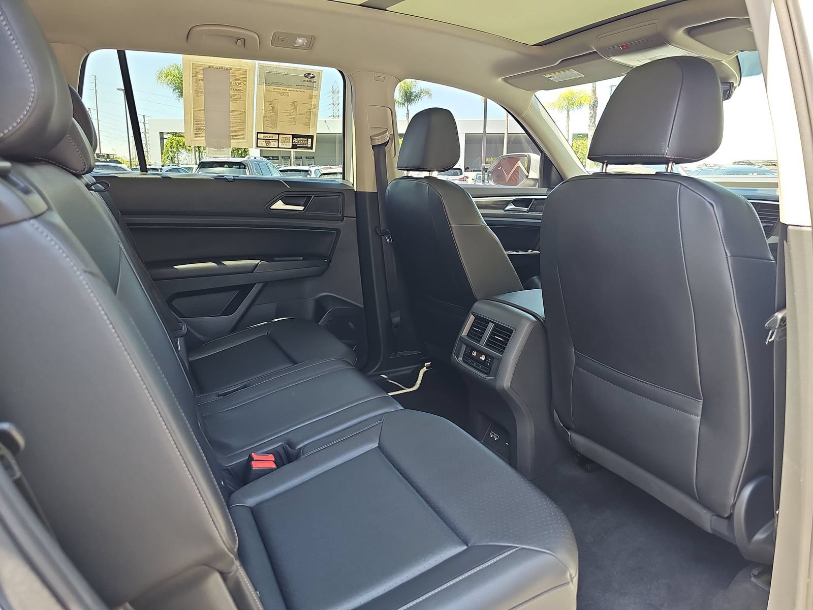 Used 2020 Volkswagen Atlas SEL FWD image 11