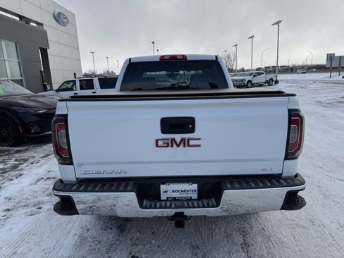 Used 2018 GMC Sierra 1500 SLT w/ SLT Premium Package image 39