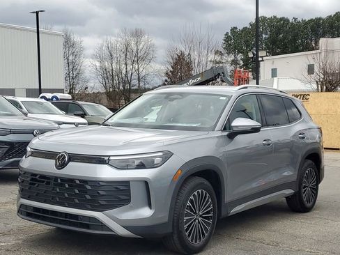 New 2026 Volkswagen Tiguan S FWD image 31