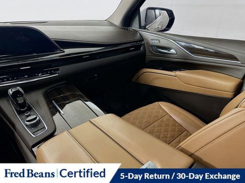 Used 2023 Cadillac Escalade Premium Luxury w/ LPO, Radiant Package image 27