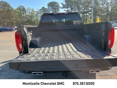 New 2026 GMC Sierra 1500 AT4 image 25