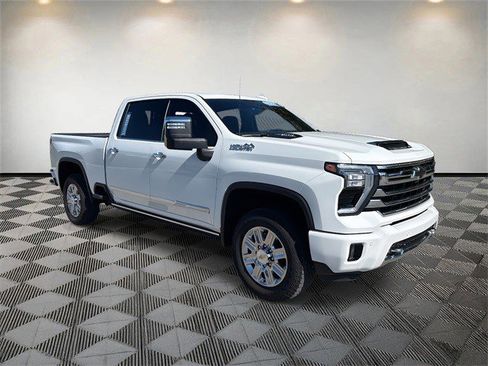 Certified 2025 Chevrolet Silverado 2500 High Country w/ Technology Package image 6