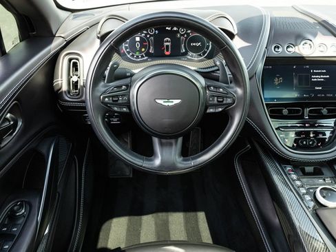 Used 2022 Aston Martin DBX AWD/4WD image 43