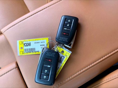 Used 2021 Lexus RX 350 AWD w/ Premium Package image 15