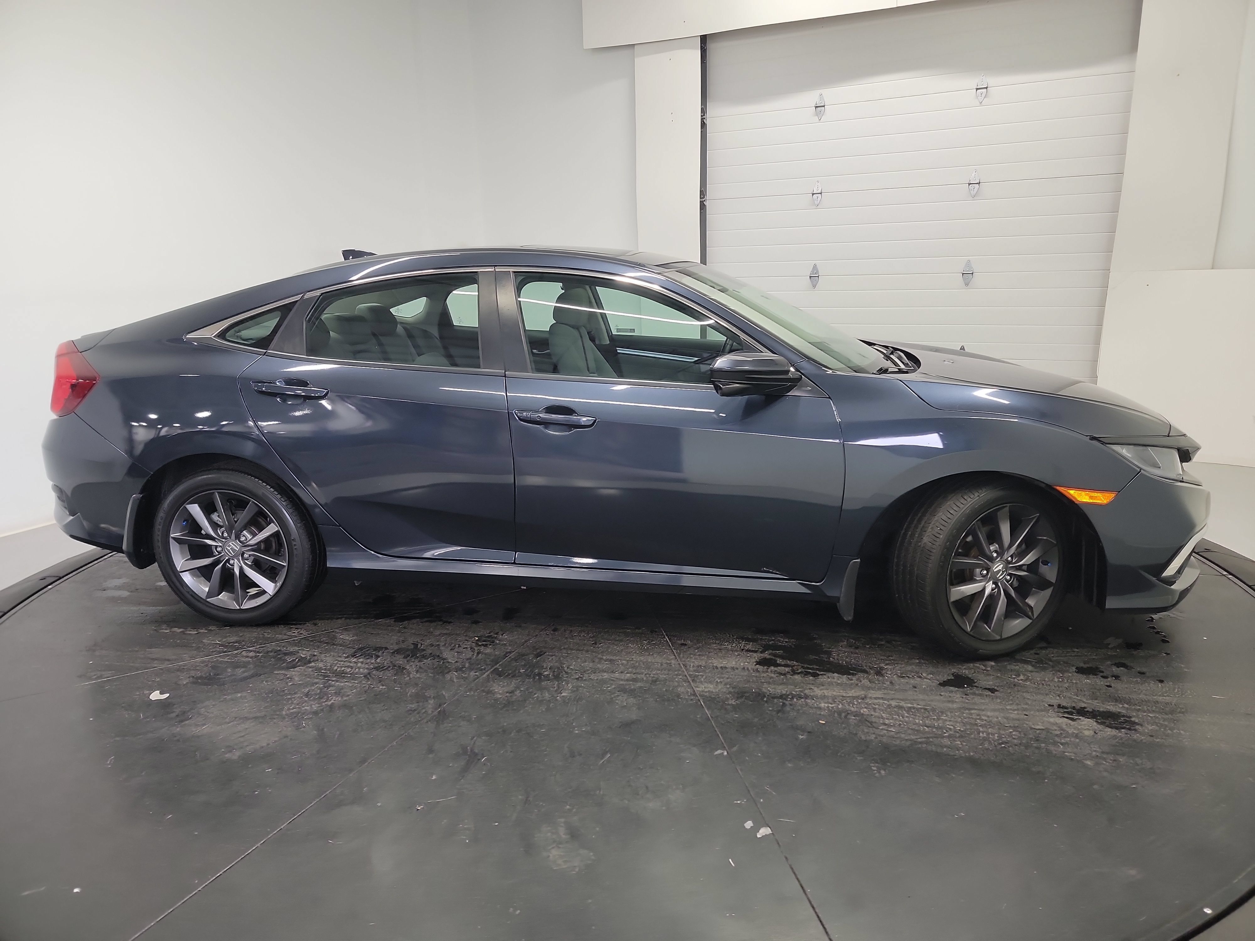 Used 2021 Honda Civic EX image 11