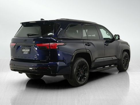 Used 2025 Toyota Sequoia Platinum image 5