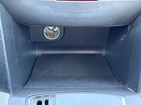 Used 2011 Subaru Outback 2.5i Premium w/ All-Weather Pkg image 22