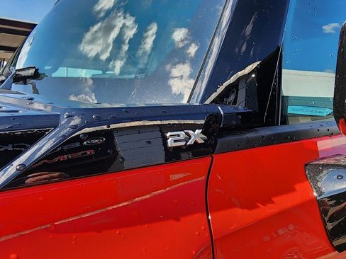 New 2026 GMC Hummer EV 4x4 Crew Cab image 10