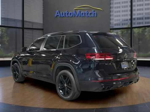 Used 2023 Volkswagen Atlas SEL R-Line image 8