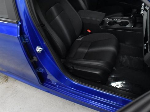 Used 2023 Honda Civic Sport image 15