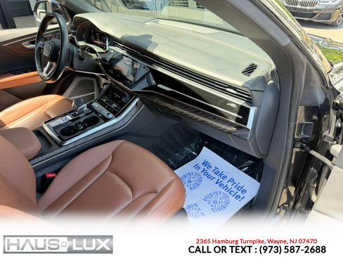 Used 2020 Audi Q8 Prestige w/ Prestige Package AWD/4WD image 19