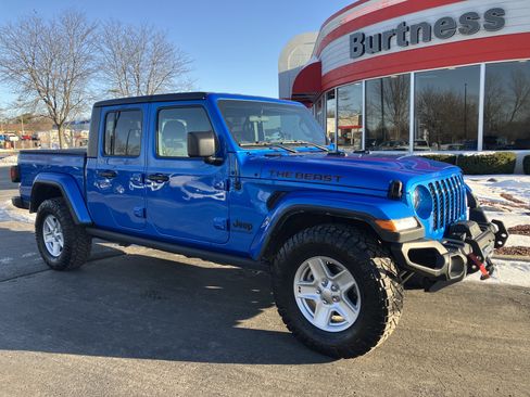 Used 2020 Jeep Gladiator Sport w/ Quick Order Package 24S image 15