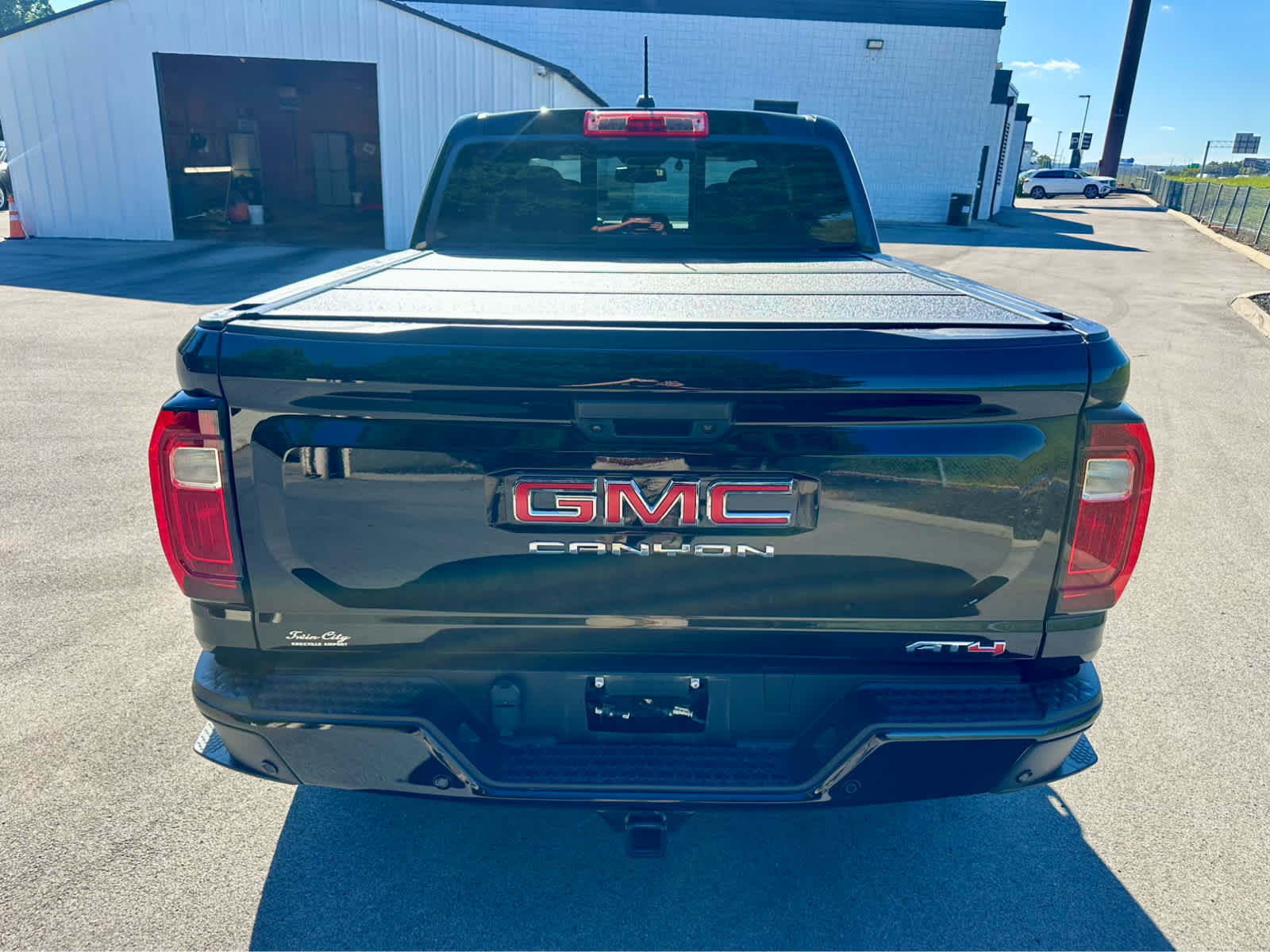 Used 2024 GMC Canyon AT4 w/ Technology Package AWD/4WD image 6