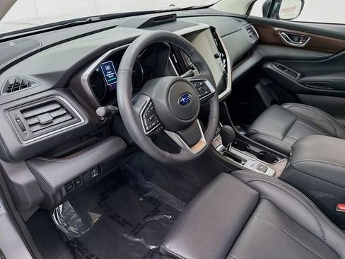 Used 2024 Subaru Ascent Touring image 9