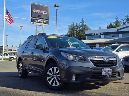 Used 2021 Subaru Outback Premium image 1