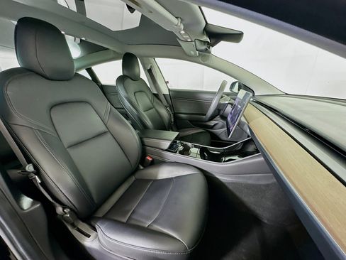Used 2018 Tesla Model 3 Long Range RWD image 28