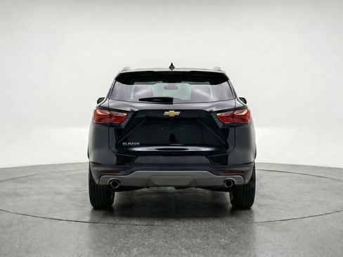 Used 2025 Chevrolet Blazer LT image 7