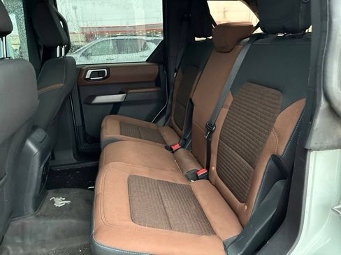 Used 2022 Ford Bronco Outer Banks w/ Sasquatch Package AWD/4WD image 13