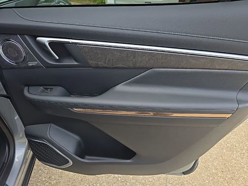 New 2026 Buick Enclave Avenir FWD image 11