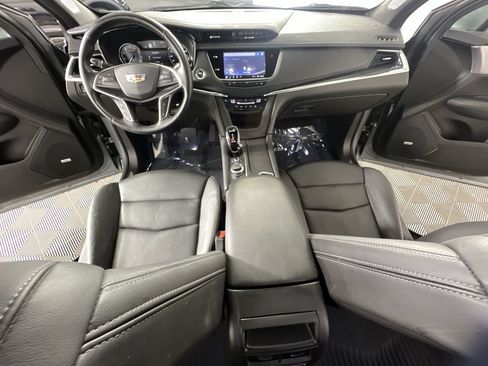 Certified 2023 Cadillac XT5 Premium Luxury w/ LPO, Floor Liner Package AWD/4WD image 22