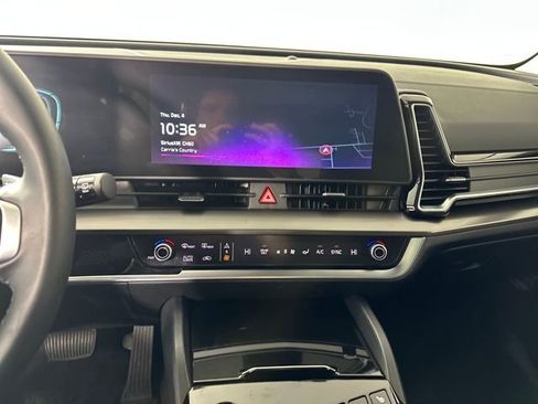 Used 2024 Kia Sportage EX w/ EX Premium Package image 21
