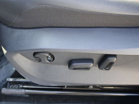 Used 2024 Volkswagen Tiguan Wolfsburg Edition image 35