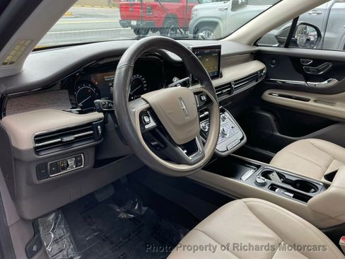 Used 2020 Lincoln Corsair Reserve w/ Elements Package image 11