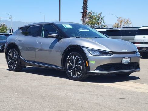 Used 2022 Kia EV6 Wind RWD image 33