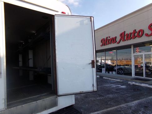 Used 2019 Ford E-450 and Econoline 450 Super Duty w/ Shuttle Bus Prep Package image 40