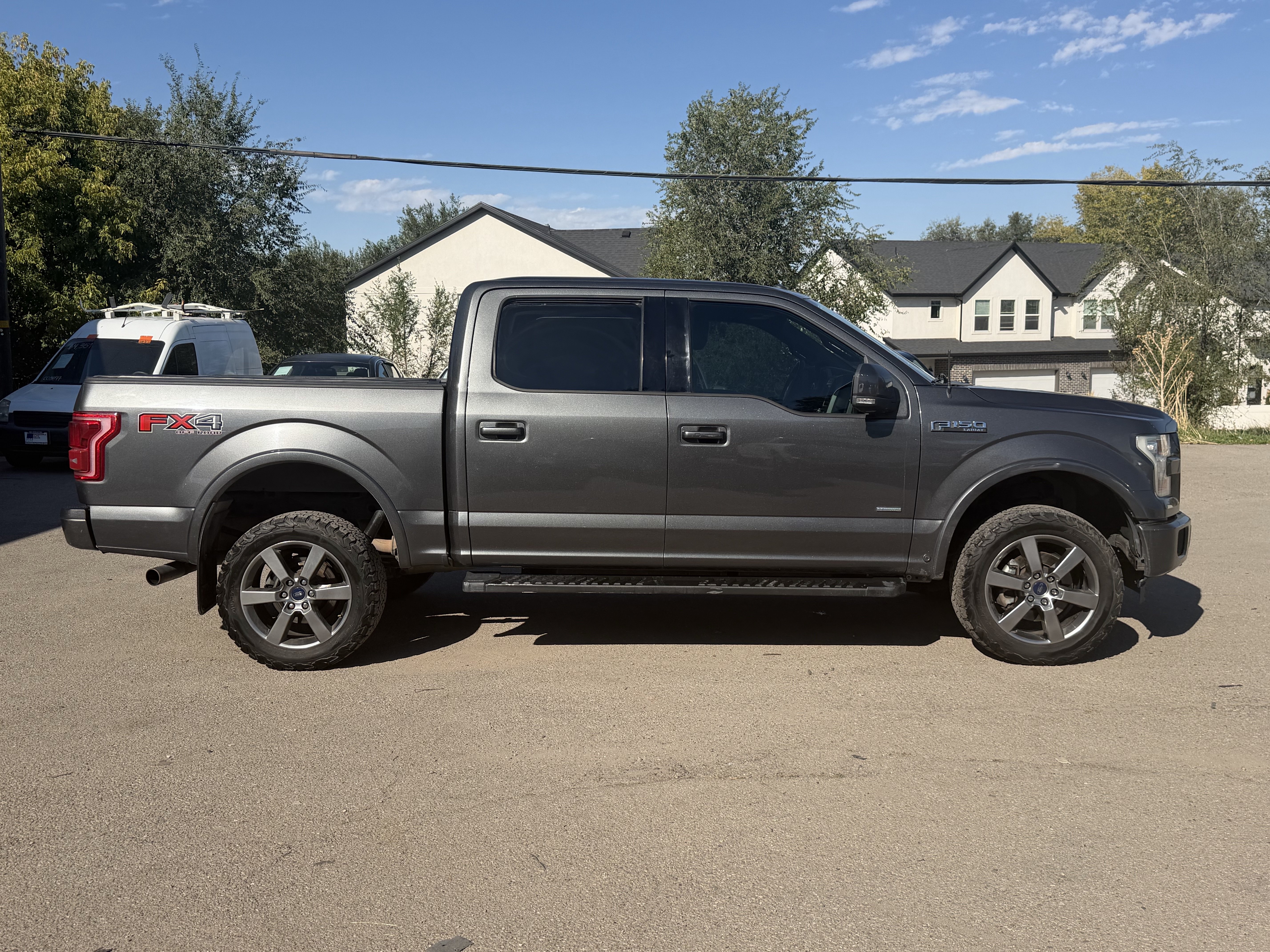Used 2015 Ford F150 Lariat w/ Equipment Group 502A Luxury AWD/4WD image 7
