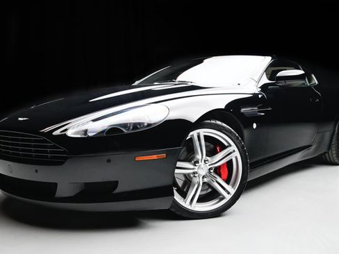 Used 2009 Aston Martin DB9 Coupe RWD image 1