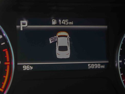 Certified 2024 Kia Forte LXS FWD image 8