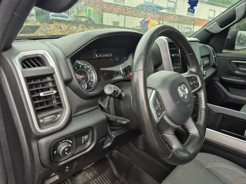 Used 2021 RAM 1500 Big Horn AWD/4WD image 10