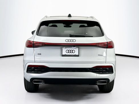 Certified 2025 Audi Q5 Premium Plus w/ Premium Plus AWD/4WD image 7