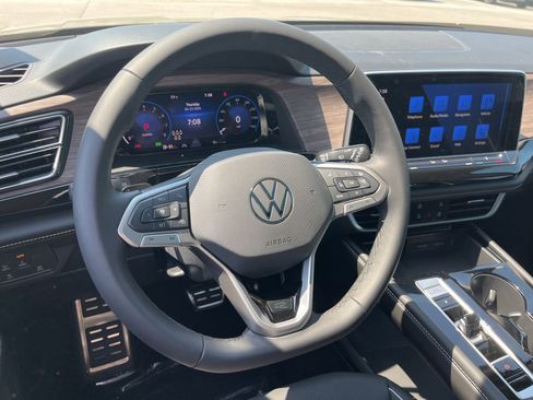 New 2026 Volkswagen Atlas SEL Premium R-Line AWD/4WD image 37
