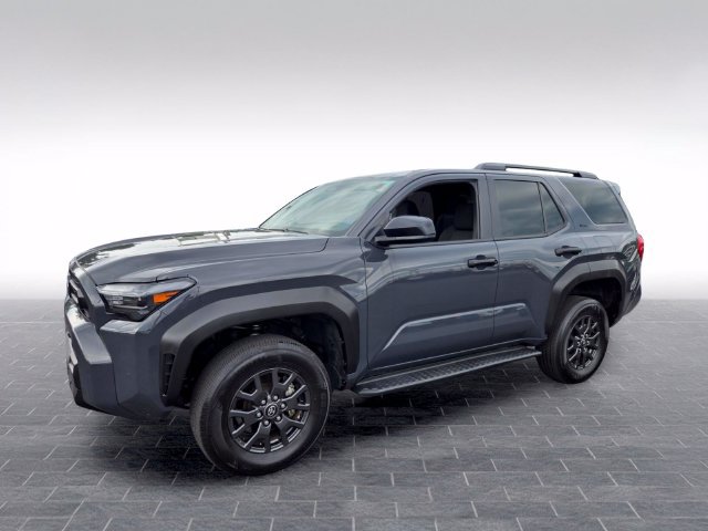 Used 2025 Toyota 4Runner SR5 AWD/4WD image 3