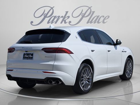 Used 2024 Maserati Grecale GT AWD/4WD image 6