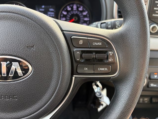 Used 2017 Kia Sportage LX AWD/4WD image 9